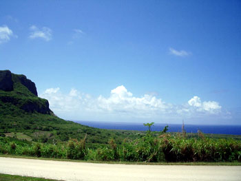La route vers Banzai Cliff